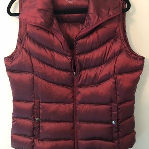Women’s sleeveless vest jacket